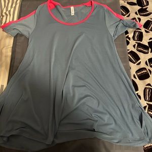 Lularoe perfect tee